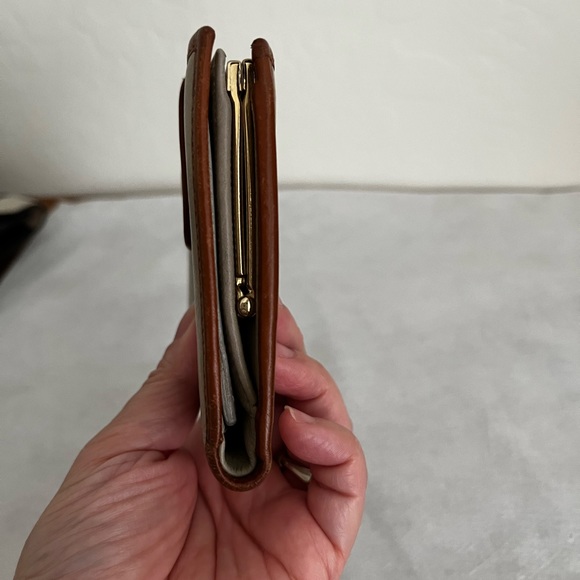 Celine Compact Wallet - Picture 7 of 7